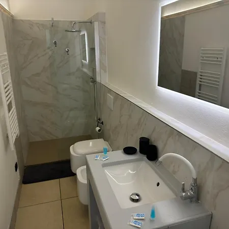 Lagrottizia - 3 Minuti Dal Daire Como