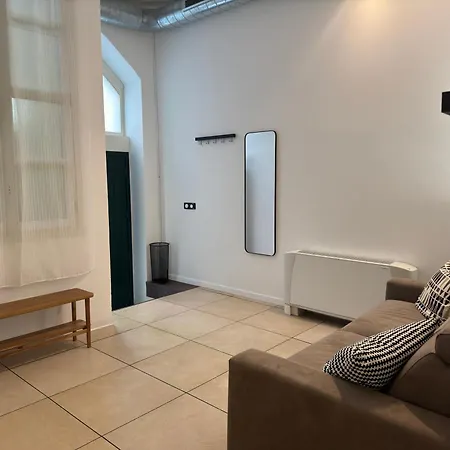 Lagrottizia - 3 Minuti Dal *